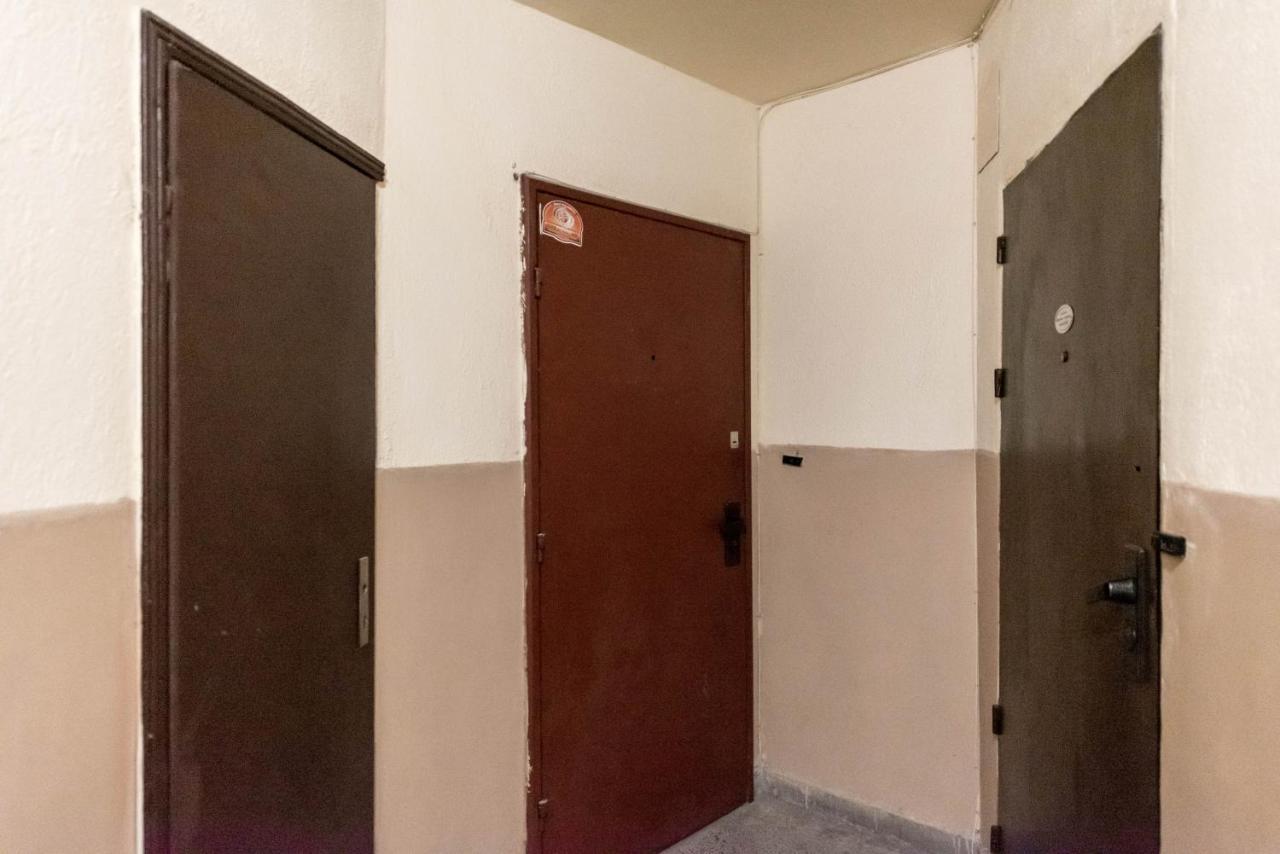 Private Studio In The Centre Варна Экстерьер фото